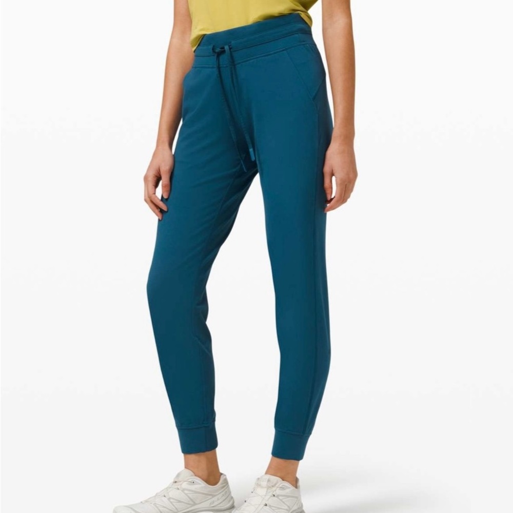 Lululemon Ready to Rulu Jogger